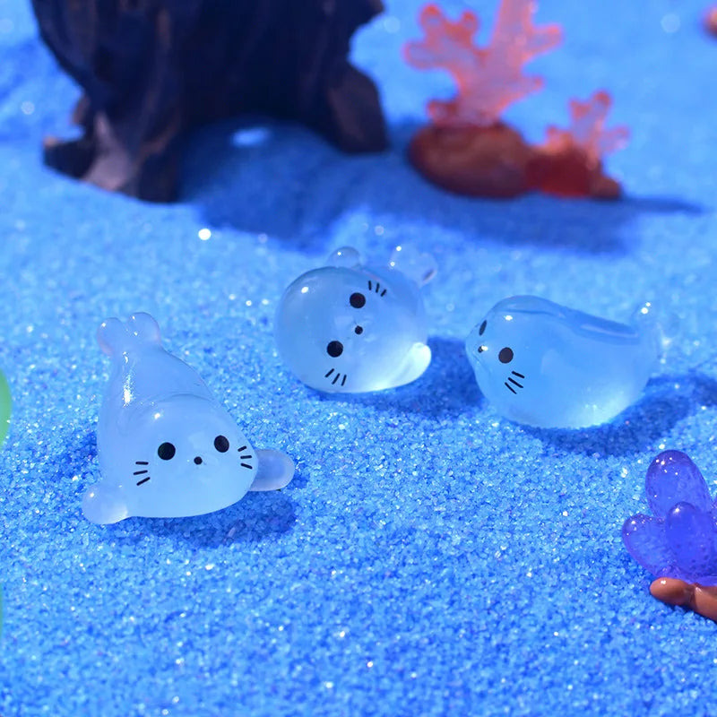 Kawaii Luminous Mini Seal Pup Figurines – Glow-In-The-Dark Marine Ornaments - Image 2