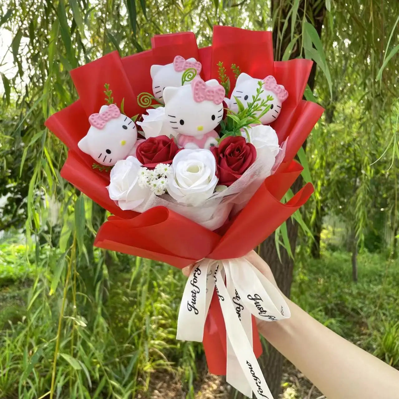 Kawaii Hello Kitty Cat Dolls with Artificial Flowers – Perfect Gift Bouquets - Image 11